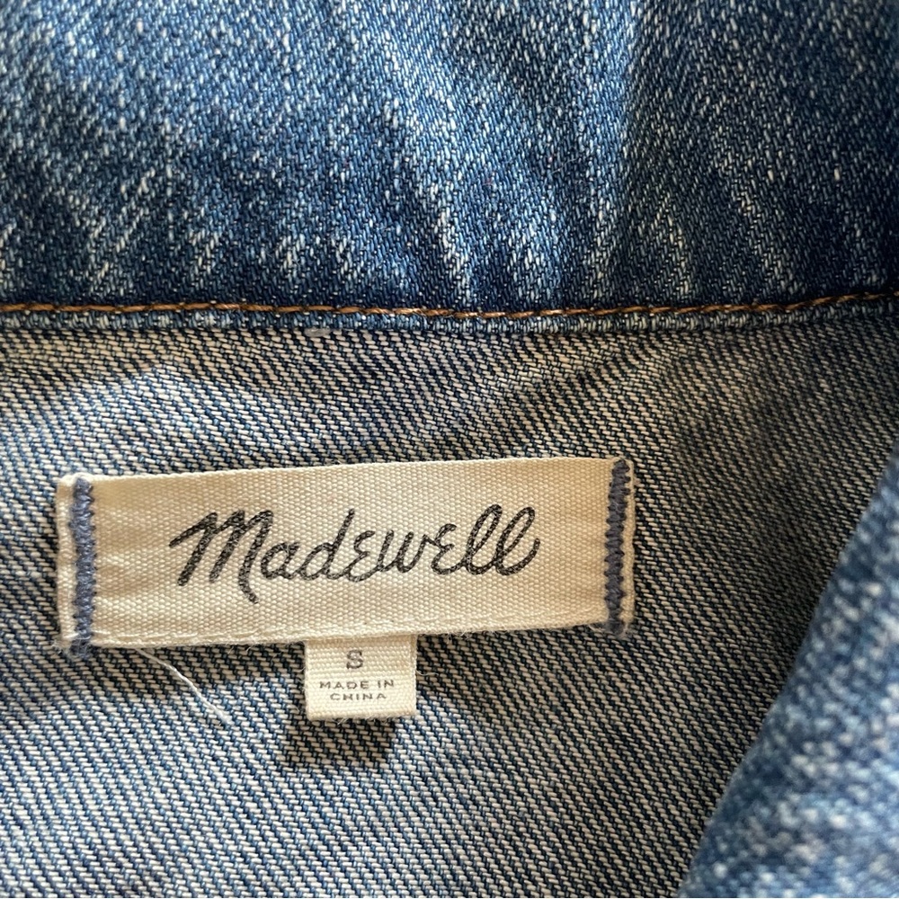 Madewell Women's Solid Button Down Denim Jacket B… - image 7